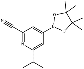 6-isopropyl-4-(4,4,5,5-tetramethyl-1,3,2-dioxaborolan-2-yl)picolinonitrile Struktur