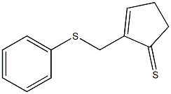 2-((phenylthio)methyl)cyclopent-2-enethione Struktur