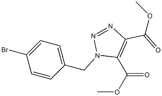 1-(4-ブロモベンジル)-1H-1,2,3-トリアゾール-4,5-ジカルボン酸ジメチル 化学構造式