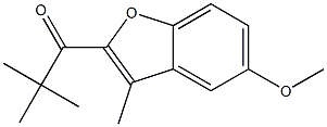 1-(5-methoxy-3-methyl-1-benzofuran-2-yl)-2,2-dimethylpropan-1-one Struktur