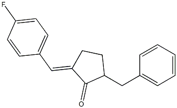 2-[(E)-4-Fluorobenzylidene]-5-(benzyl)cyclopentan-1-one Struktur