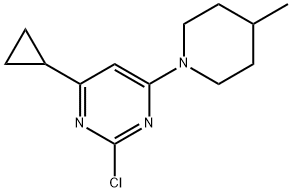 2-chloro-4-(4-methylpiperidin-1-yl)-6-cyclopropylpyrimidine|
