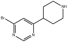 4-BROMO-6-(PIPERIDIN-4-YL)PYRIMIDINE Struktur