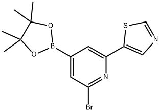 2-Bromo-6-(thiazol-5-yl)pyridine-4-boronic acid pinacol ester 化学構造式