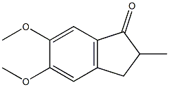 5,6-dimethoxy-2-methyl-1-indanone 化学構造式