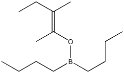 (E)-2-(ジブチルボリルオキシ)-3-メチル-2-ペンテン 化学構造式