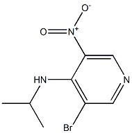 3-bromo-N-(1-methylethyl)-5-nitropyridin-4-amine Struktur