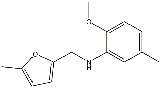 2-methoxy-5-methyl-N-[(5-methylfuran-2-yl)methyl]aniline Struktur