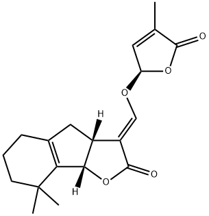 (5R)-5-{[(3E,3aR,8bS)-8,8-ジメチル-2-オキソ-2H,3H,3aH,4H,5H,6H,7H,8H,8bH-インデノ[1,2-b]フラン-3-イリデン]メトキシ}-3-メチル-2,5-ジヒドロフラン-2-オン 化学構造式