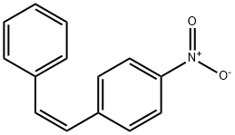 cis-4-ニトロスチルベン 化学構造式
