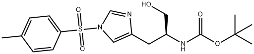 Carbamic acid, N-[(1S)-1-(hydroxymethyl)-2-[1-[(4-methylphenyl)sulfonyl]-1H-imidazol-4-yl]ethyl]-, 1,1-dimethylethyl ester Struktur