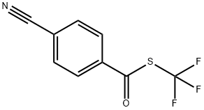 Benzenecarbothioic acid, 4-cyano-, S-(trifluoromethyl) ester Struktur