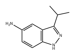 1H-Indazol-5-amine, 3-(1-methylethyl)- Struktur