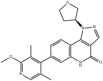 7-(2-メトキシ-3,5-ジメチルピリジン-4-イル)-1-[(3S)-オキソラン-3-イル]-5H-ピラゾロ[4,3-c]キノリン-4-オン 化学構造式