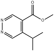 methyl 5-isopropylpyridazine-4-carboxylate 结构式