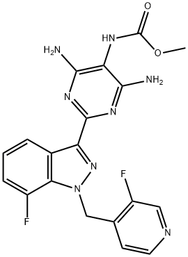 Methyl N-[4,6-diamino-2-[7-fluoro-1-[(3-fluoro-4-pyridinyl)methyl]-1H-indazol-3-yl]-5-pyrimidinyl]carbamate Struktur