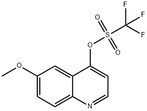 Methanesulfonic acid, 1,1,1-trifluoro-, 6-methoxy-4-quinolinyl ester 化学構造式
