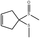 Cyclopentene, 4-(methylsulfinyl)-4-(methylthio)- 化学構造式