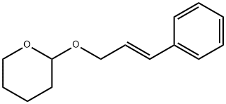2H-Pyran, tetrahydro-2-[[(2E)-3-phenyl-2-propen-1-yl]oxy]- 化学構造式
