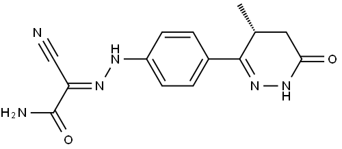 Acetamide, 2-cyano-2-[2-[4-[(4R)-1,4,5,6-tetrahydro-4-methyl-6-oxo-3-pyridazinyl]phenyl]hydrazinylidene]-, (2E)- Struktur