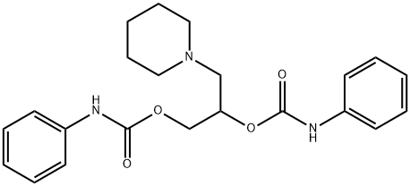 ビス(N-フェニルカルバミド酸)3-ピペリジノ-1,2-プロパンジイル 化学構造式