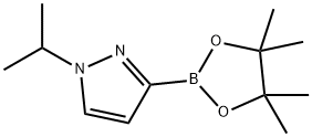 1-(1-メチルエチル)-3-(4,4,5,5-テトラメチル-1,3,2-ジオキサボロラン-2-イル)-1H-ピラゾール 化学構造式