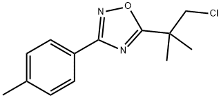 5-(1-クロロ-2-メチルプロパン-2-イル)-3-(P-トリル)-1,2,4-オキサジアゾール 化学構造式
