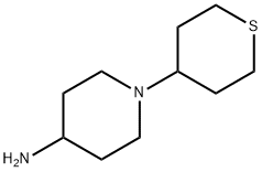 1-(テトラヒドロ-2H-チオピラン-4-イル)-4-ピペリジンアミン二塩酸塩 HYDRATE 化学構造式