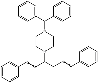 1-(DiphenylMethyl)-4-[(1RS,3E)-4-phenyl-1-[(E)-2-phenylethenyl)-3-buten-1-yl]piperazine Struktur