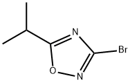 3-ブロモ-5-イソプロピル-1,2,4-オキサジアゾール 化学構造式