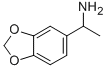 1-(1,3-ベンゾジオキソール-5-イル)エタンアミン 化学構造式
