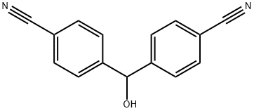 4,4′-[(1H-1,2,4-トリアゾール-1-イル)(ヒドロキシ)メチレン]ビスベンゾニトリル 化学構造式