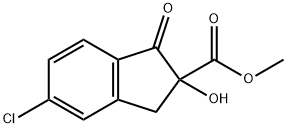 5-Chloro-2-hydroxy-2-methoxycarbonyl-1-indanone Struktur