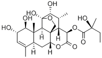 11β,20-エポキシ-1β,2α,11,12α-テトラヒドロキシ-15β-[(S)-2-ヒドロキシ-2-メチル-1-オキソブトキシ]ピクラサ-3-エン-16-オン 化学構造式
