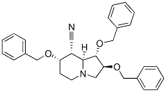8-Indolizinecarbonitrile, octahydro-1,2,7-tris(phenylmethoxy)-, 1S-(1.alpha.,2.beta.,7.alpha.,8.alpha.,8a.alpha.)- Struktur