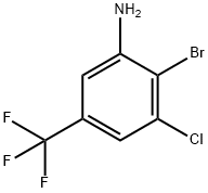 2-Bromo-3-chloro-5-(trifluoromethyl)aniline 结构式