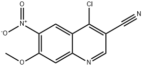 4-Chloro-7-methoxy-6-nitro-quinoline-3-carbonitrile 化学構造式