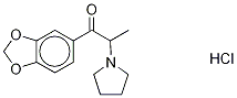 1-(1,3-ベンゾジオキソール-5-イル)-2-ピロリジノヘキサン-1-オン 化学構造式