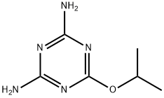 2,4-ジアミノ-6-イソプロポキシ-1,3,5-トリアジン 化学構造式