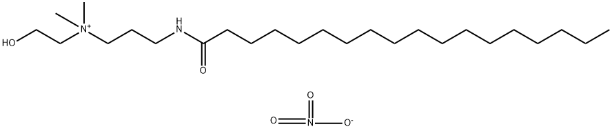 N-（2-ヒドロキシエチル）-N，N-ジメチル-3-（ステアロイルアミノ）プロパン-1-アミニウム＝ニトラート 化学構造式