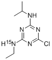 2-クロロ-4-エチルアミノ-15N-6-イソプロピルアミノ-1,3,5-トリアジン 化学構造式