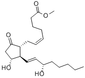 (5Z)-7-[(1R)-2β-[(1E,3S)-3-ヒドロキシ-1-オクテニル]-3α-ヒドロキシ-5-オキソシクロペンタン-1α-イル]-5-ヘプテン酸メチル 化学構造式
