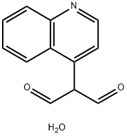 2-(4-キノリル)マロンジアルデヒドセスキ水和物 化学構造式