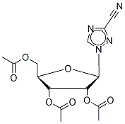 3-Cyano-1-(2,3,5-tri-O-acetyl-β-D-ribofuranosyl)-1,2,4-triazole Struktur