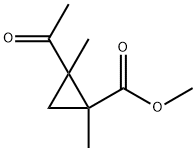 Cyclopropanecarboxylic acid, 2-acetyl-1,2-dimethyl-, methyl ester (9CI) 结构式