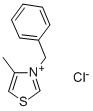 3-ベンジル-4-メチルチアゾリウム クロリド 化学構造式