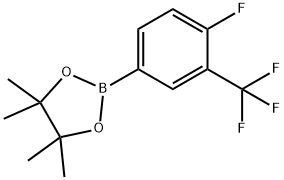 2-(4-フルオロ-3-(トリフルオロメチル)フェニル)-4,4,5,5-テトラメチル-1,3,2-ジオキサボロラン 化学構造式