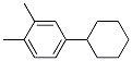 4-シクロヘキシル-1,2-ジメチルベンゼン 化学構造式