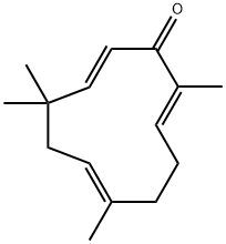 (2E,6E,10E)-2,6,9,9-テトラメチル-2,6,10-シクロウンデカトリエン-1-オン 化学構造式