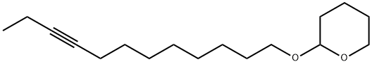 12-[(テトラヒドロ-2H-ピラン)-2-イルオキシ]-3-ドデシン 化学構造式